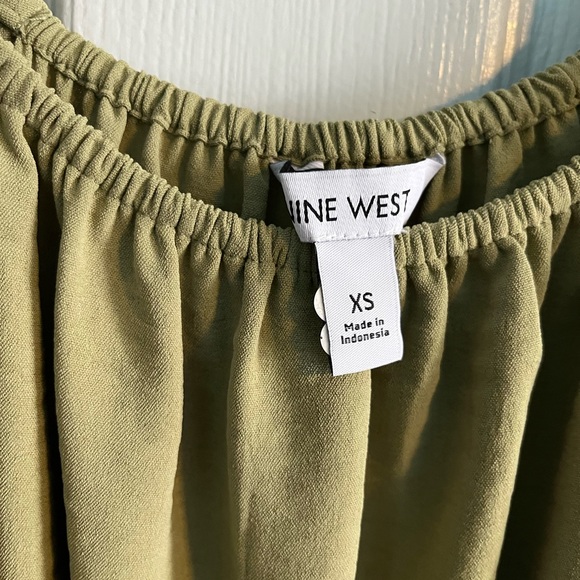 Nine West Long Sleeve Off The Shoulder Blouse - Picture 3 of 5